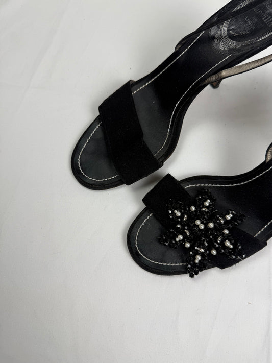 Black pearls flower appliquée open toes heels (37.5)