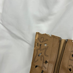 Pointed toes beige heels boots (37)