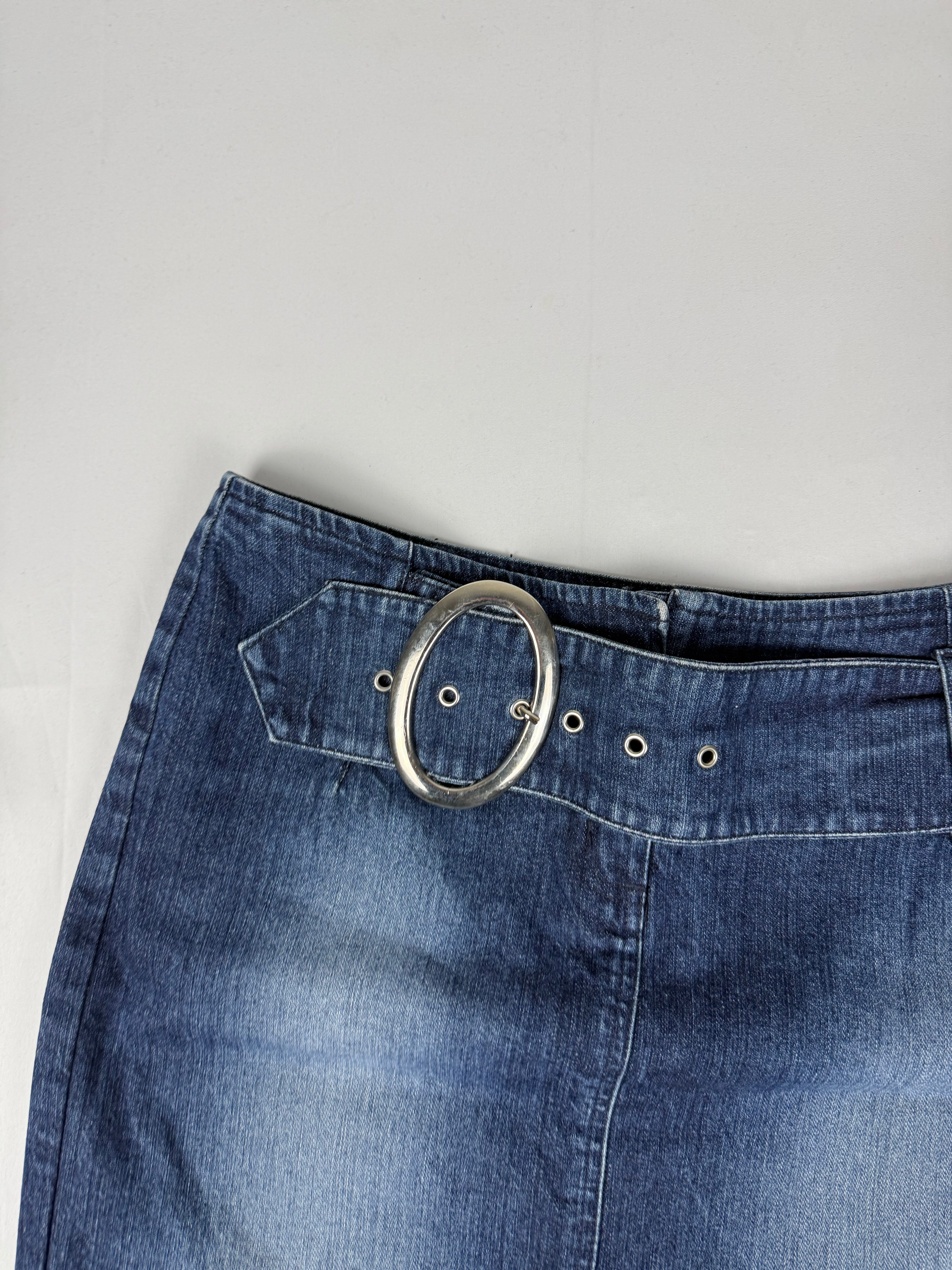 Blue denim low rise buckle belt mini skirt (M/L)