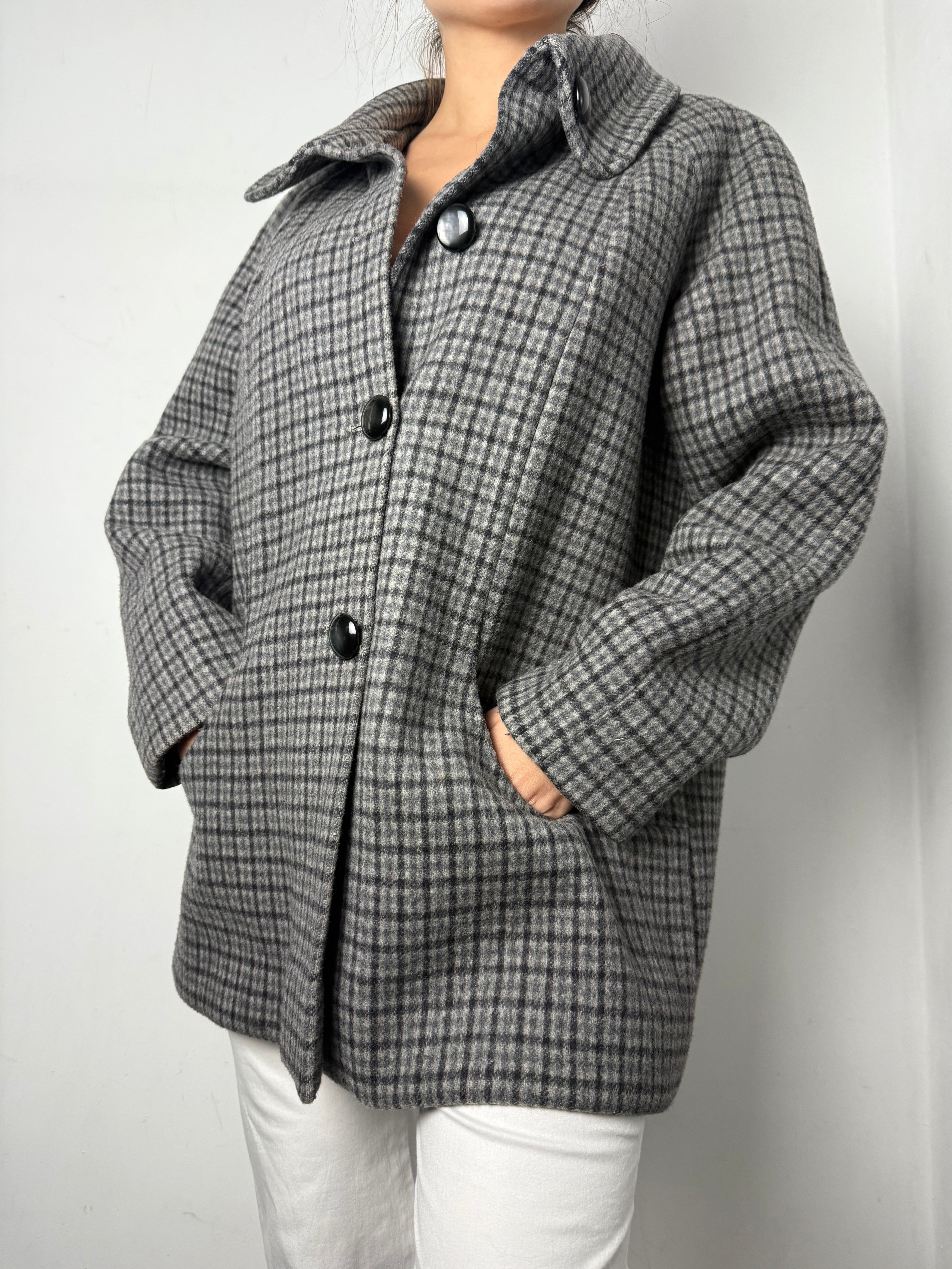 Grey check print buttons up winter coat (XL)