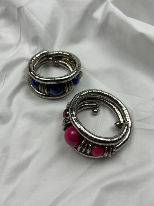 Stainless steel silver pearls spiral bracelet