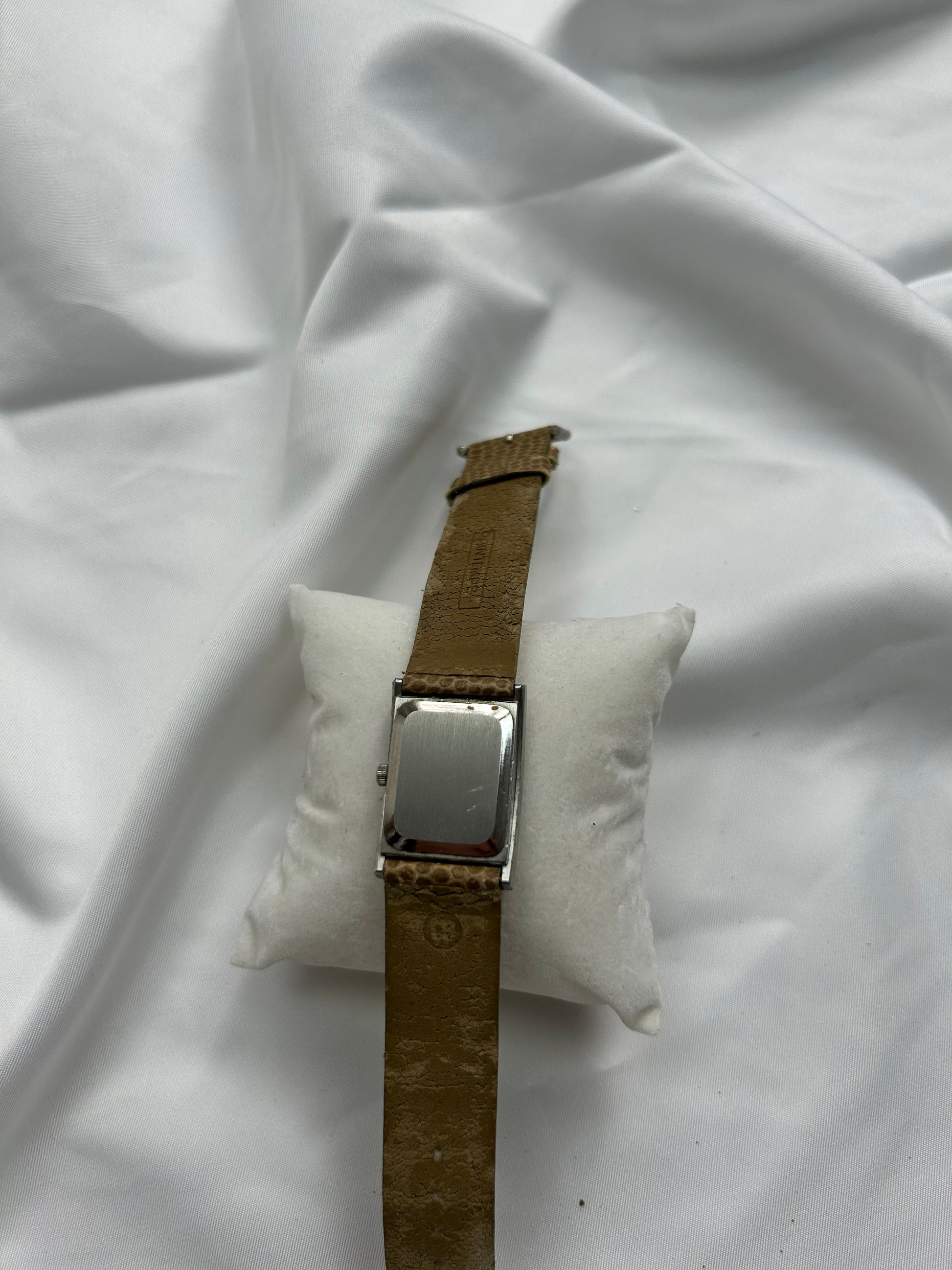 Vintage adjustable leather bracelet watch jewelry