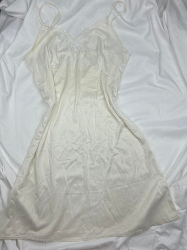 White silk babydoll mini dress (2XL)