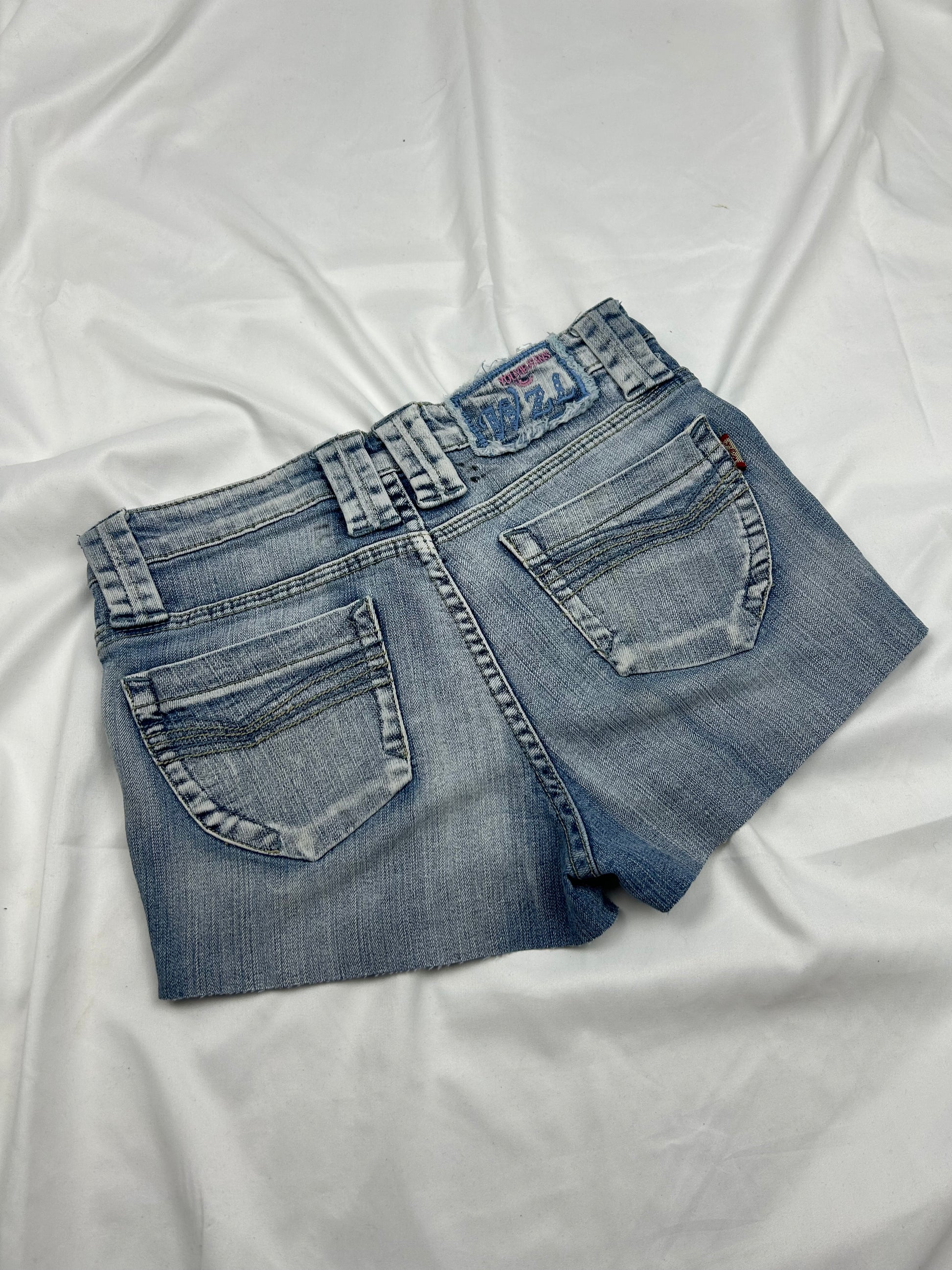 Blue denim low rise mini short (XS)