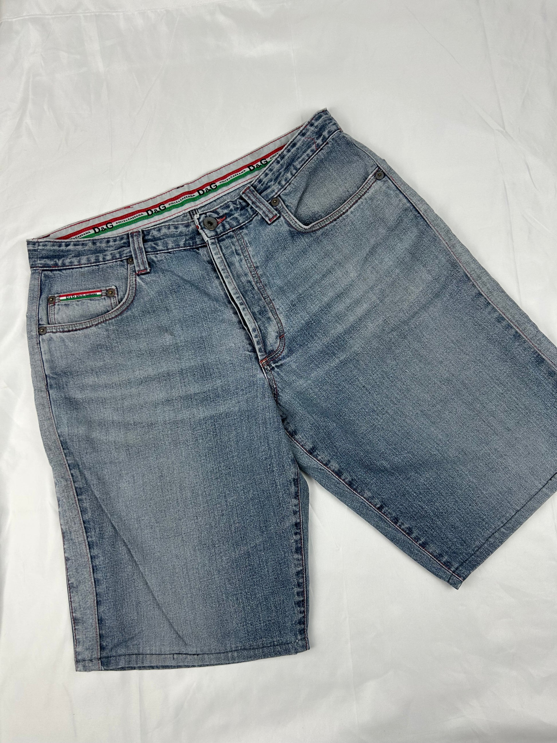Blue denim low waist  jorts (M)