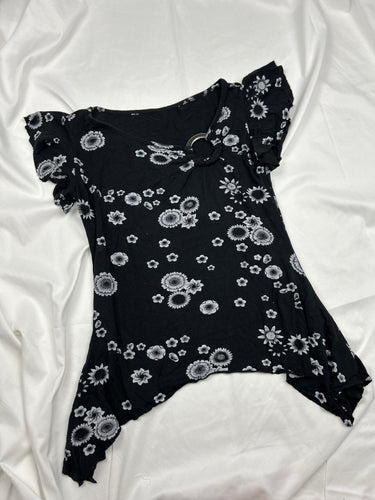 Black floral asymmetric tee (S/M)