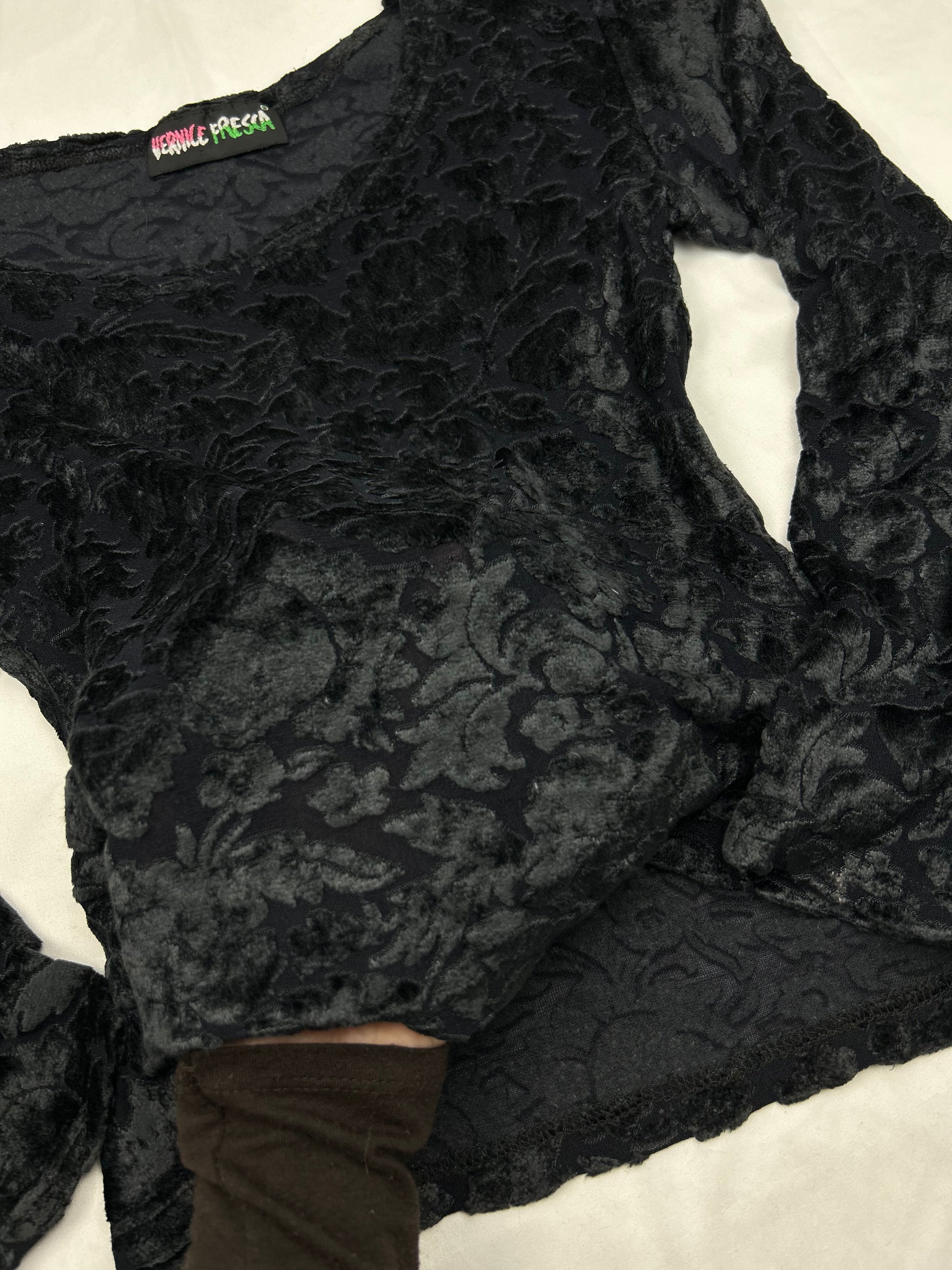 Black mesh velvet long sleeves top (S/M)