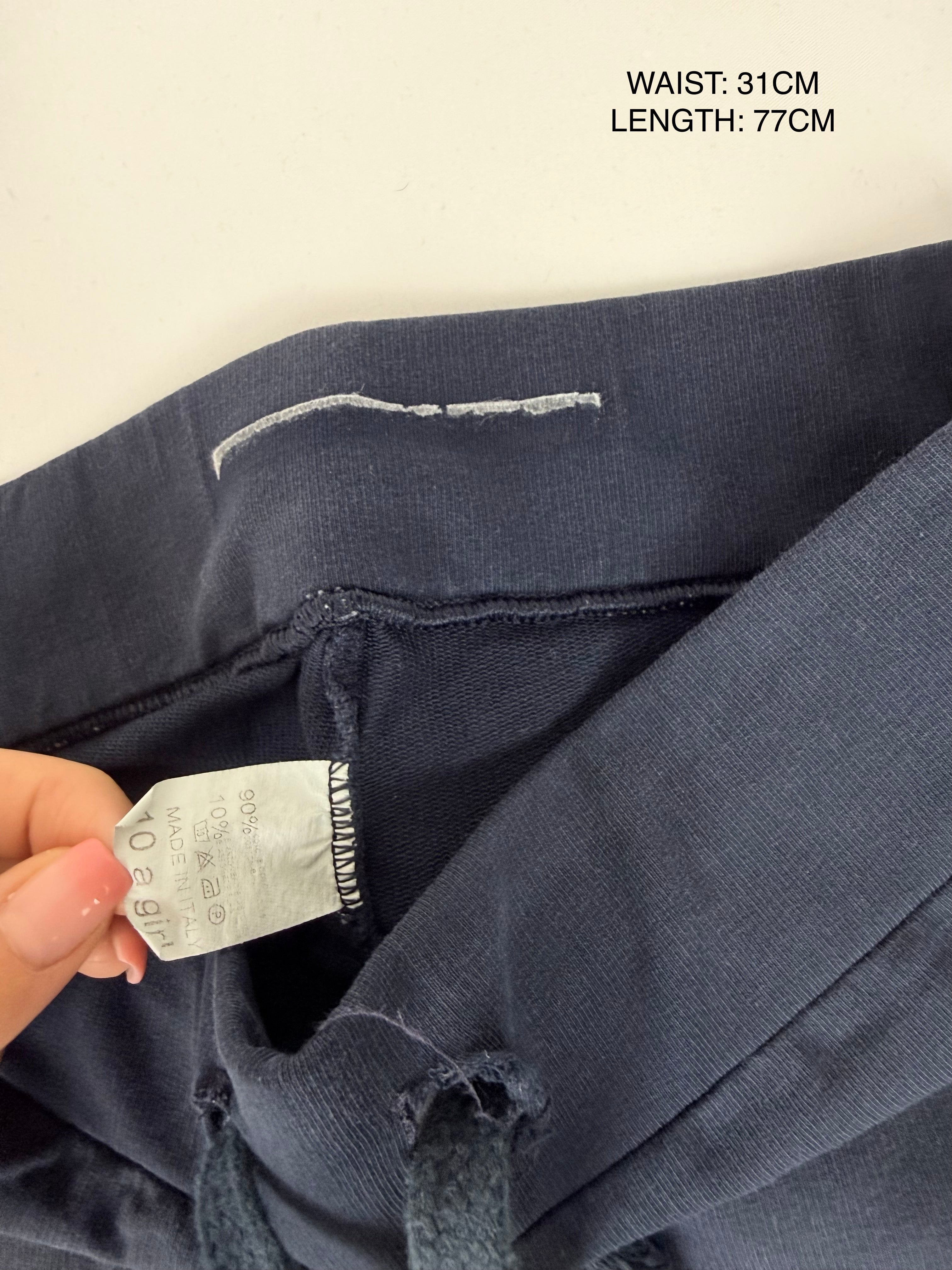 Navy activewear low rise capri pants (XXS)