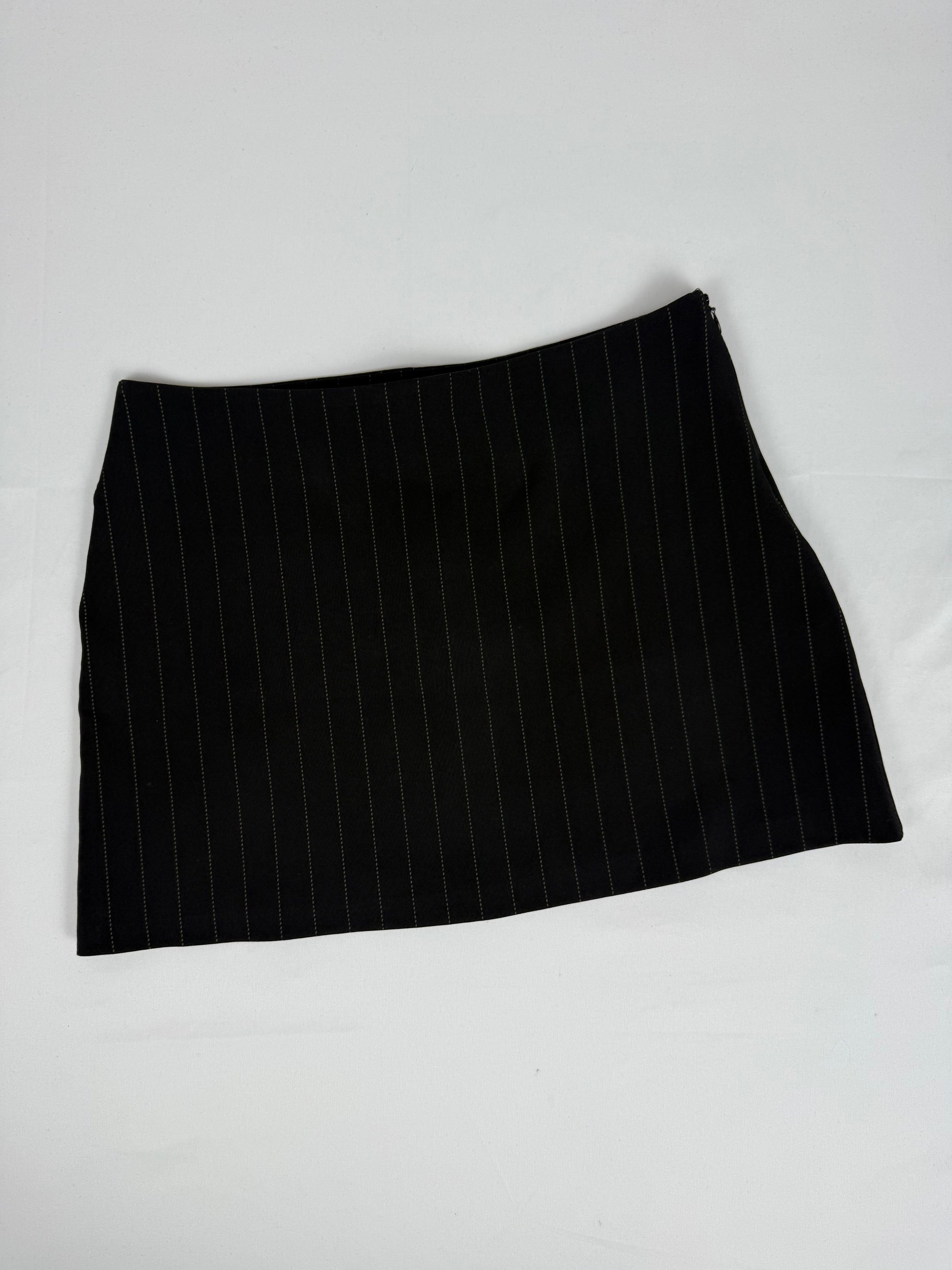 Black office siren striped low rise mini skirt (S/M)