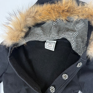 Black tight fit faux fur hooded jacket (XS/S)