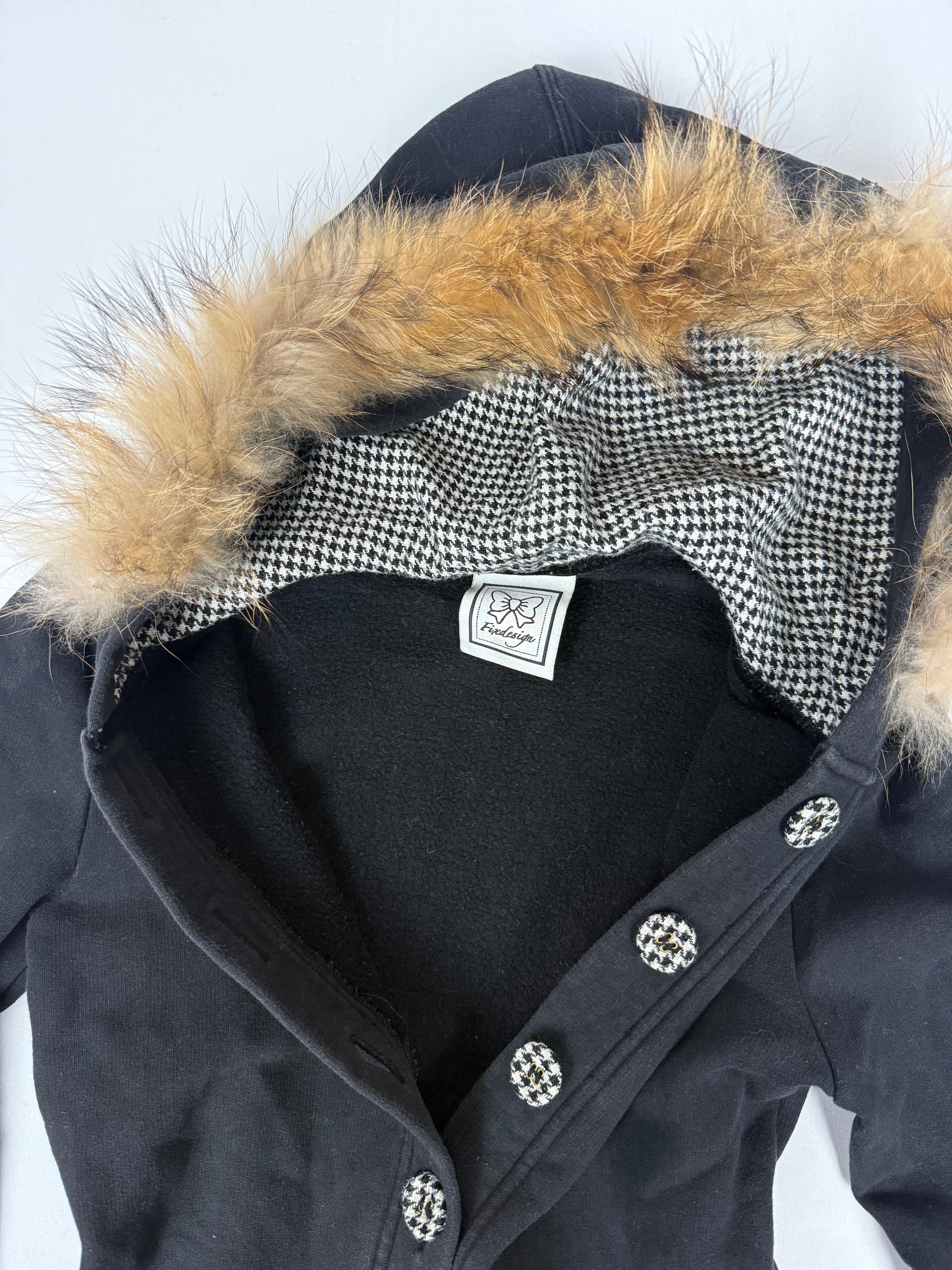 Black tight fit faux fur hooded jacket (XS/S)