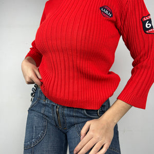 Red ribbed round neck jumper (S/M)