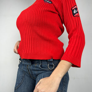Red ribbed round neck jumper (S/M)