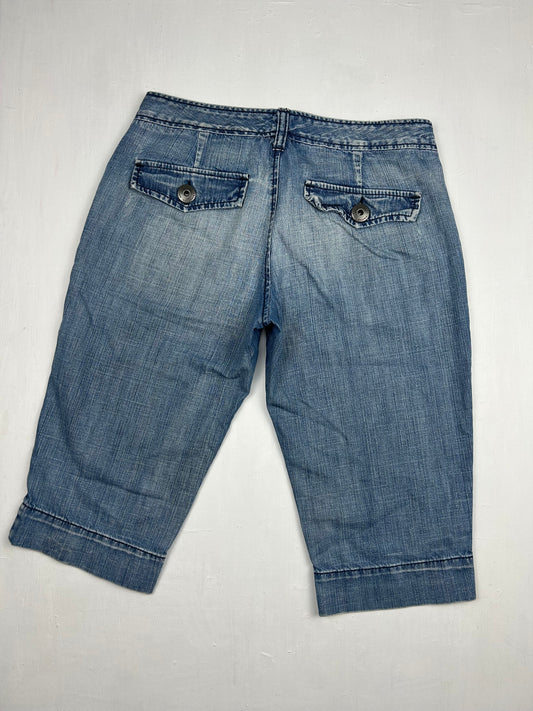 Blue low rise capris 3/4 denim pants (S/M)