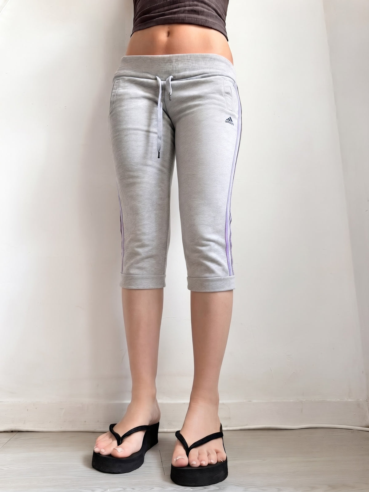 Grey & purple low rise capri pants (S)