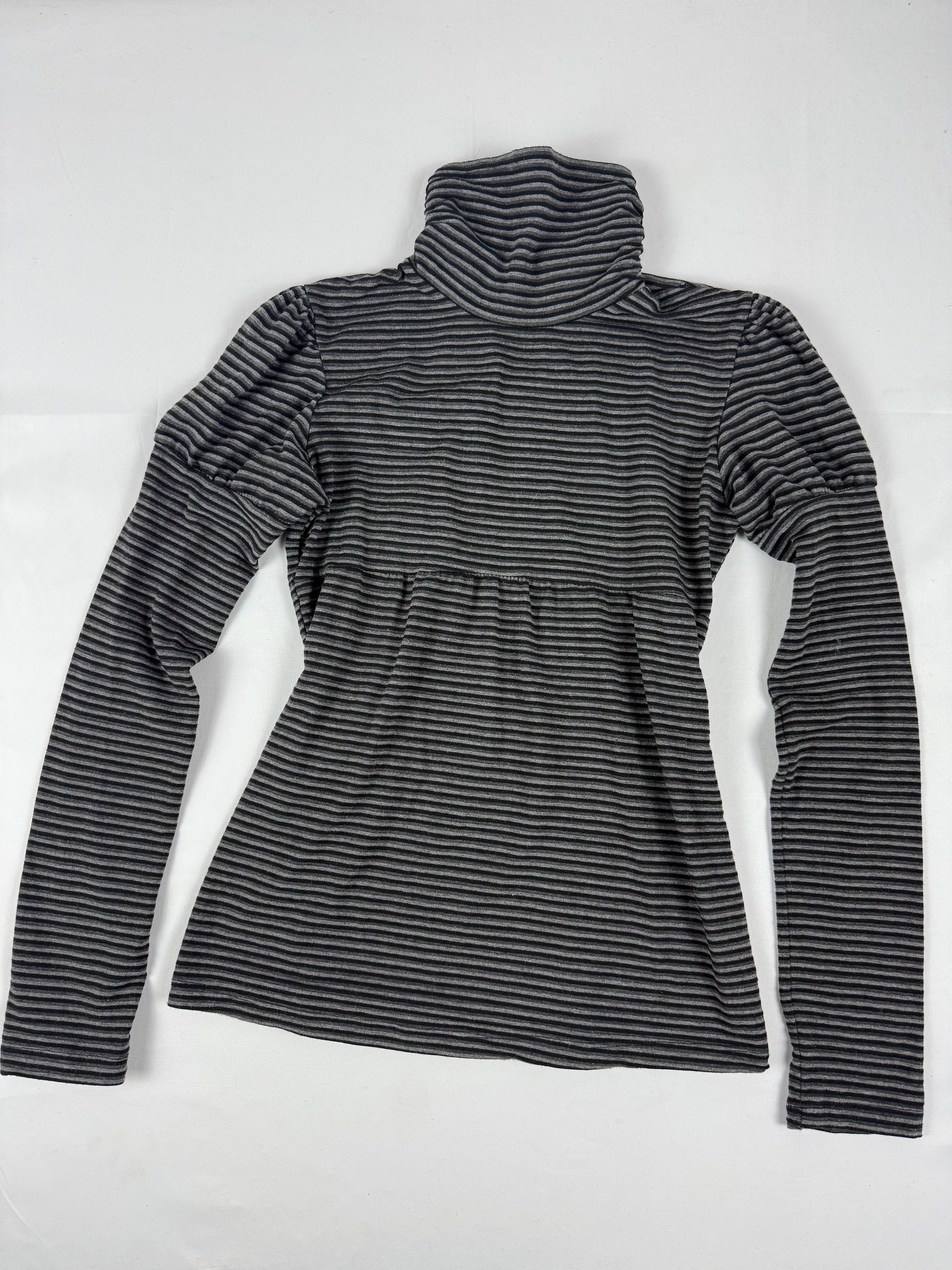 Grey striped turtleneck long sleeves top (M)