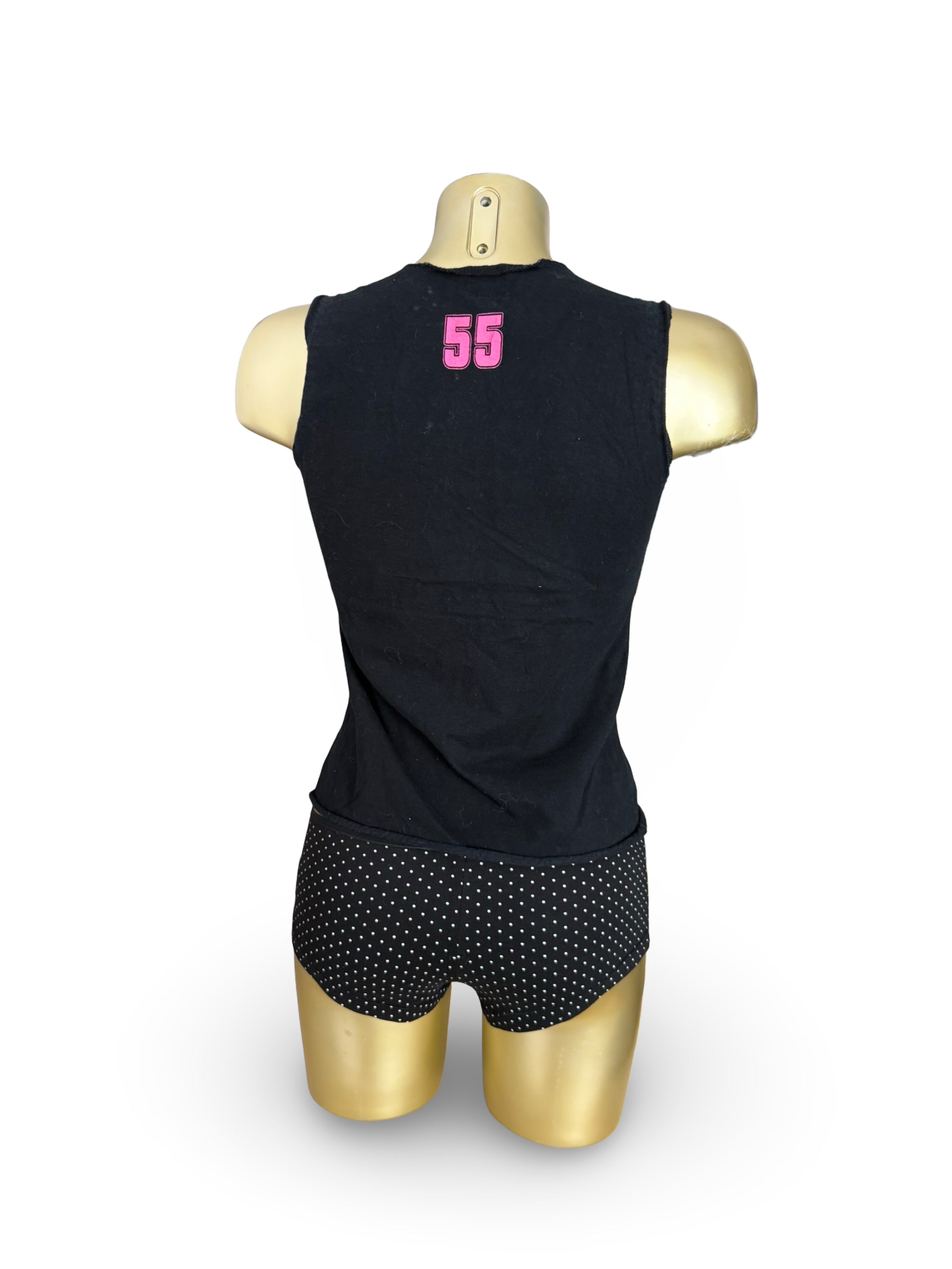 Black 100% cotton graphic top (M)