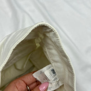 White denim low rise mini short (XS)