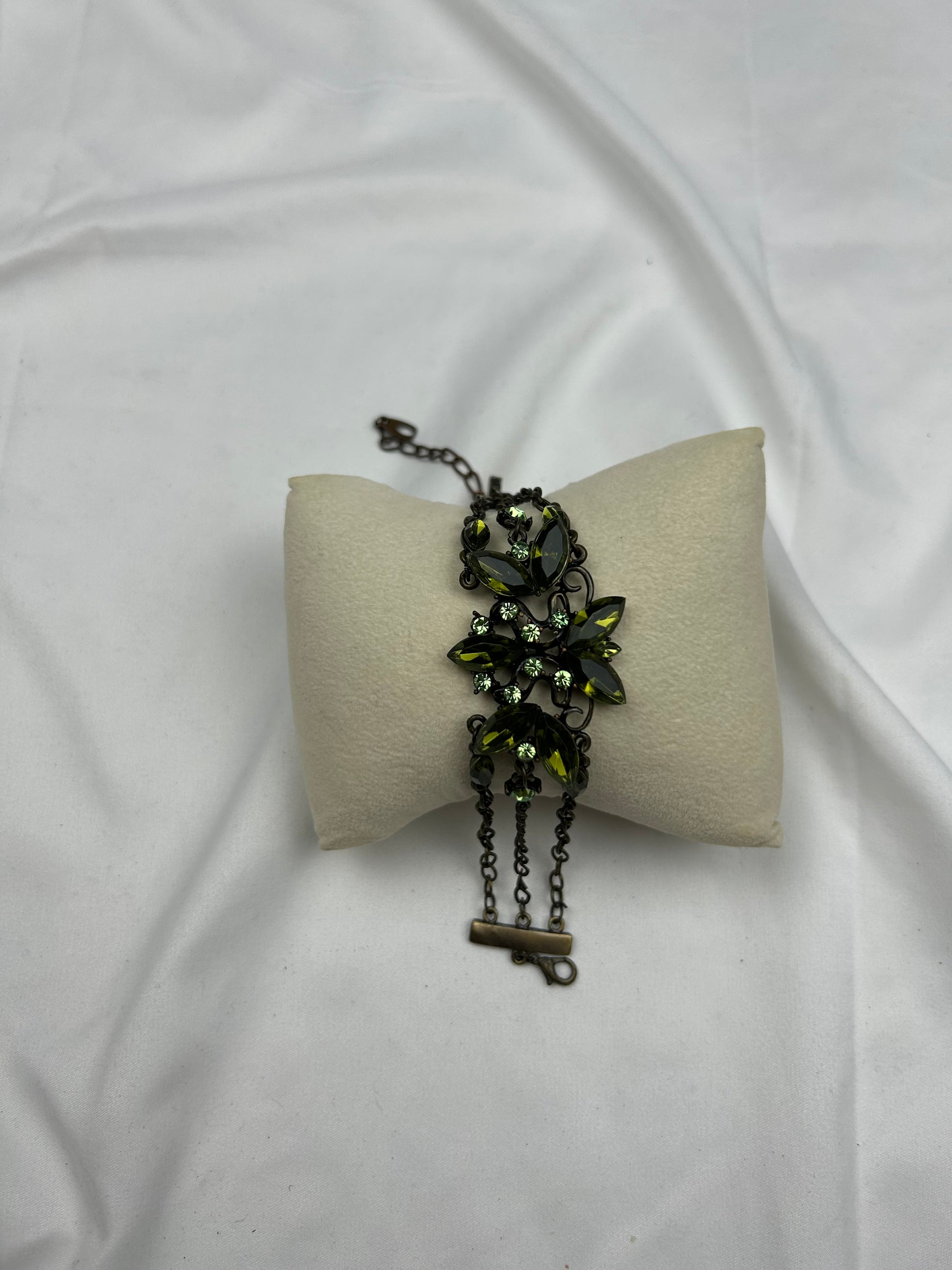 Green pearls inox bracelet