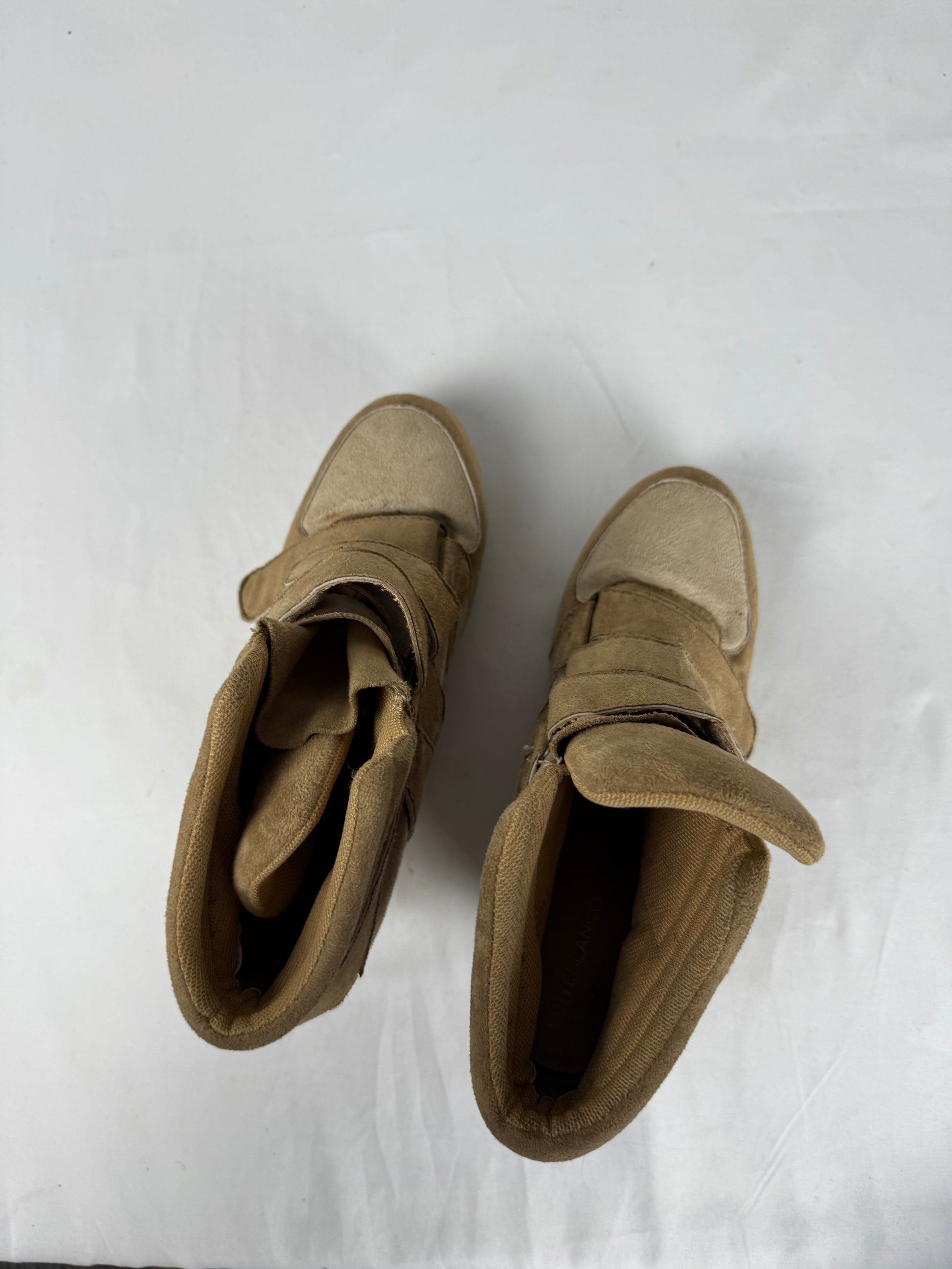 Beige wedge heels sneakers (38)