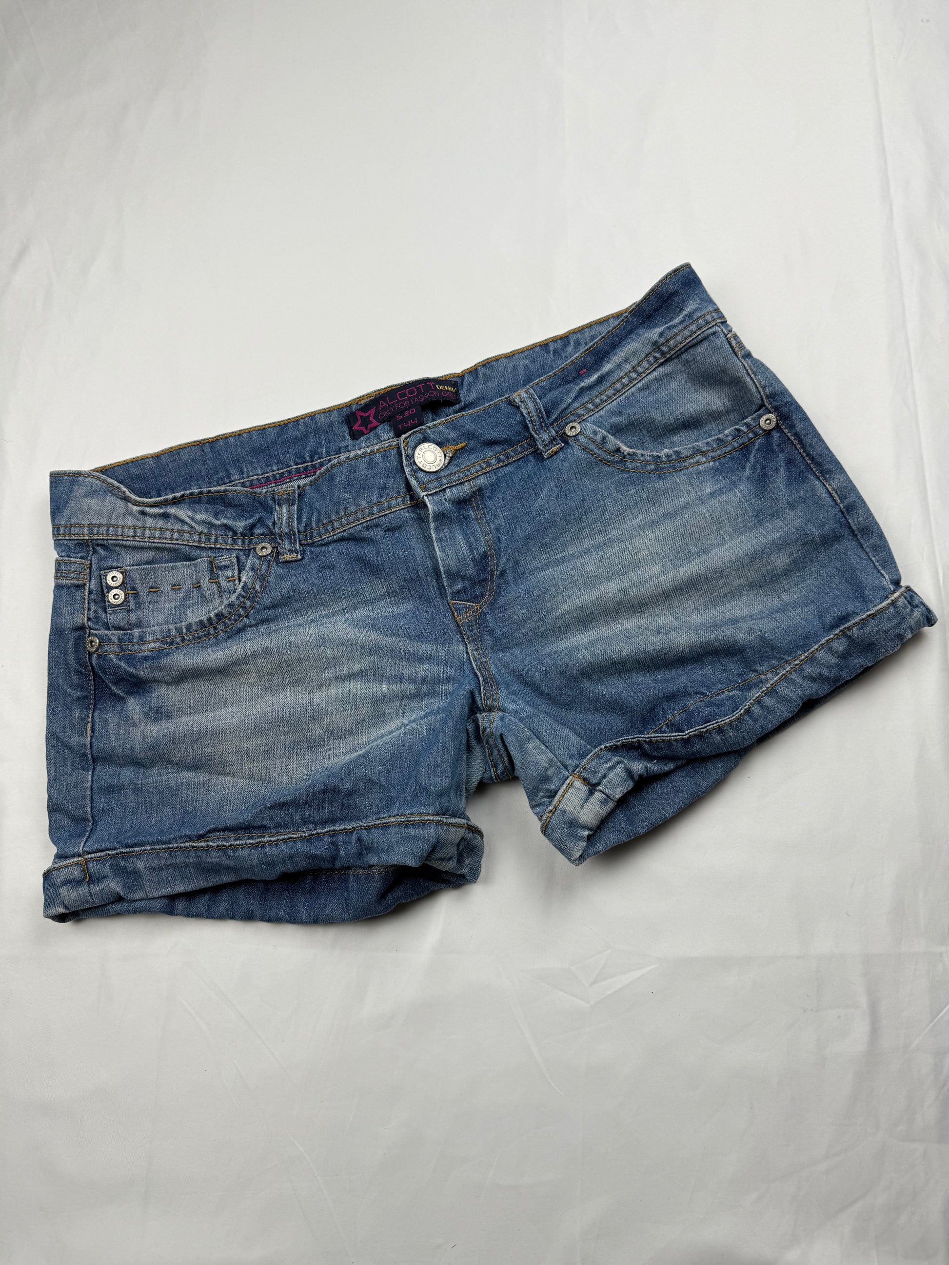Blue denim low rise mini short (XL)
