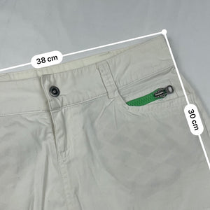 White low rise mini skirt (S/M)