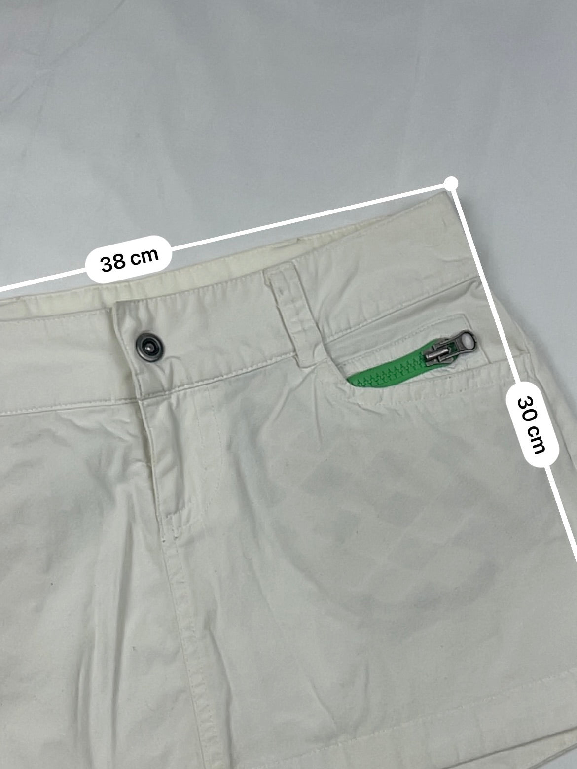 White low rise mini skirt (S/M)