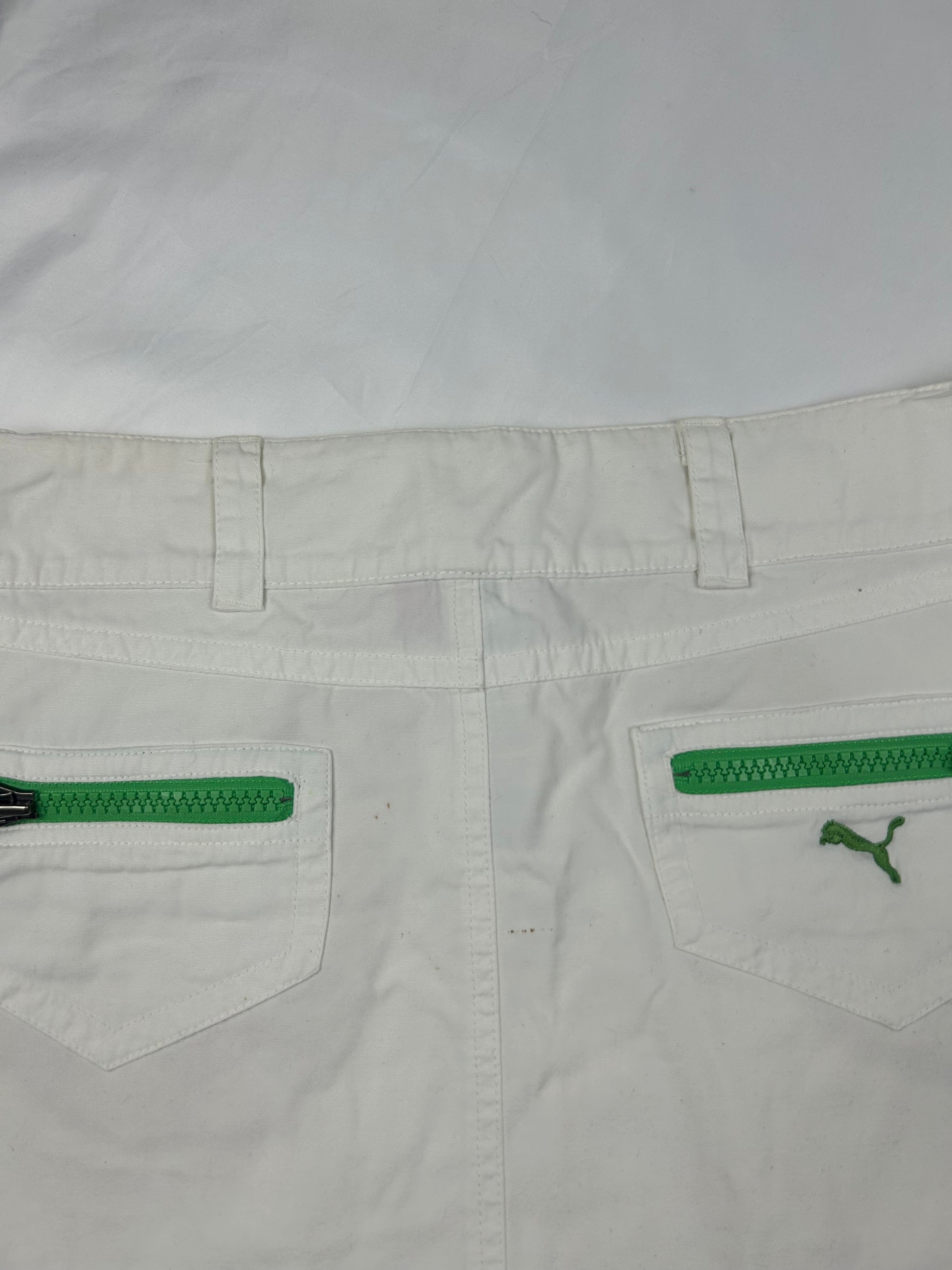 White low rise mini skirt (S/M)