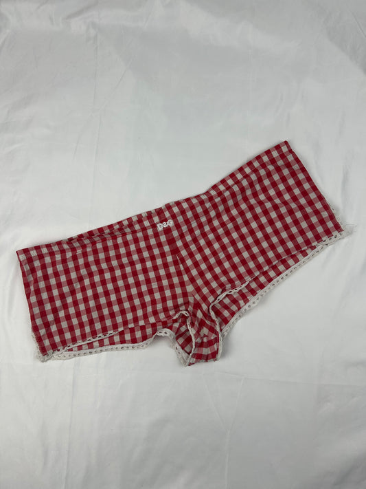 Red check print low rise mini shorty (L)
