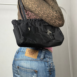 Black medium shoulder bag (24x18cm)