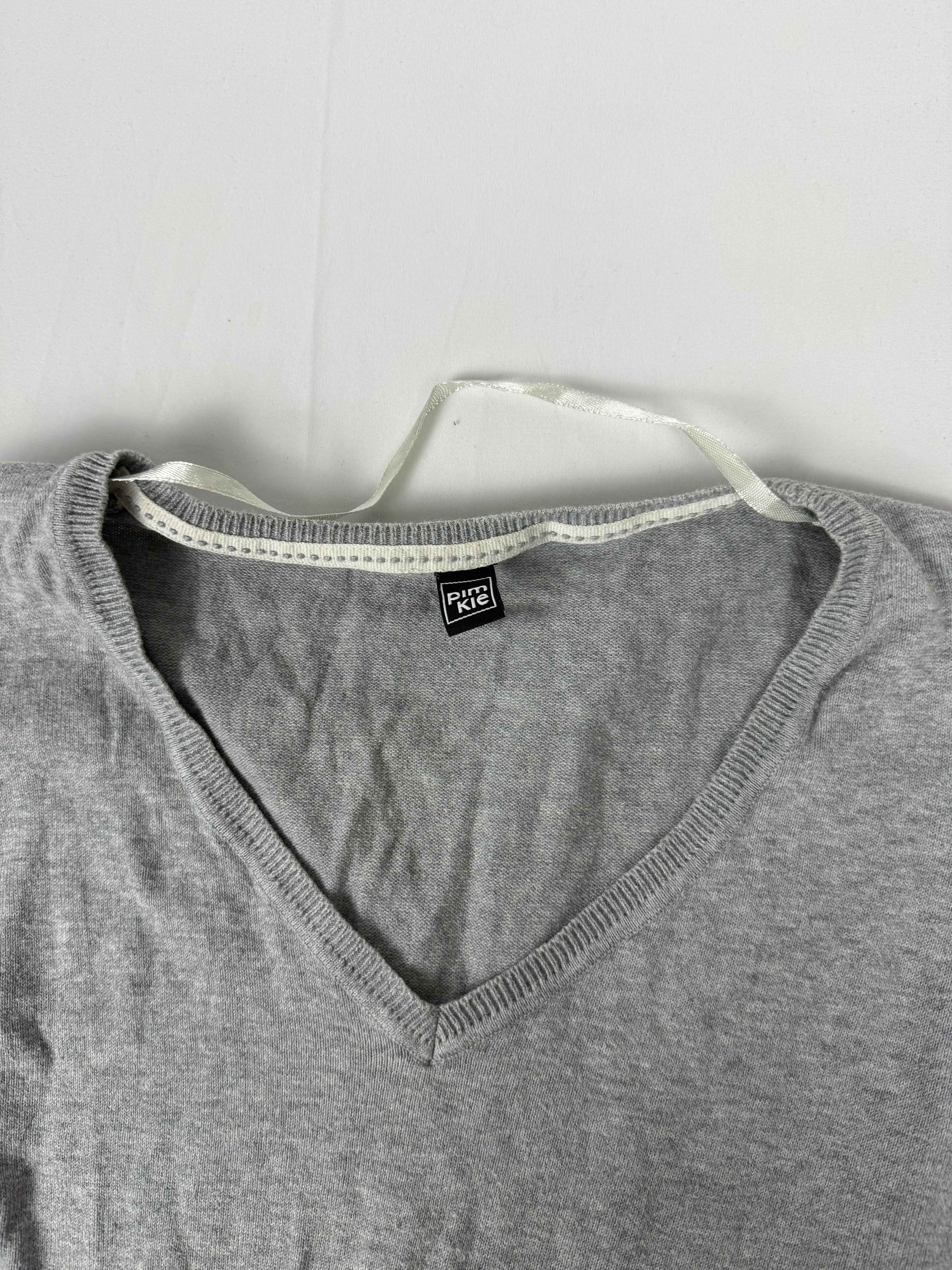 Grey V neck jumper (M)