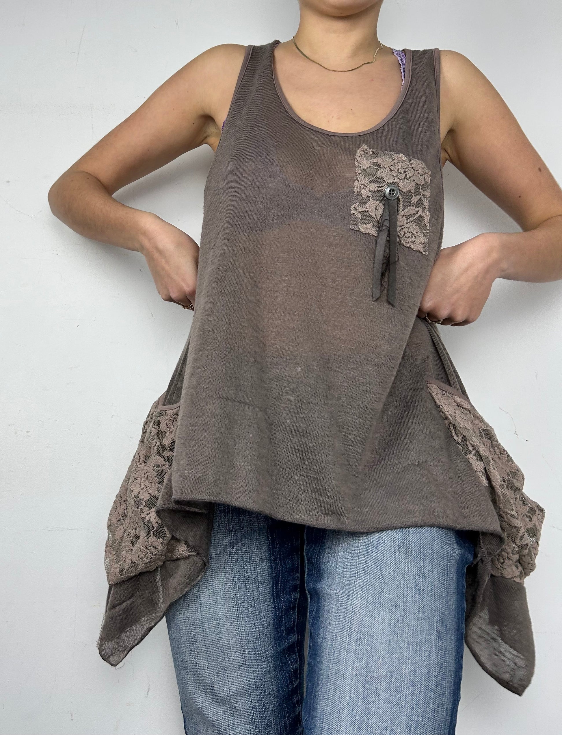 Khaki lace asymmetric tank top (XL)