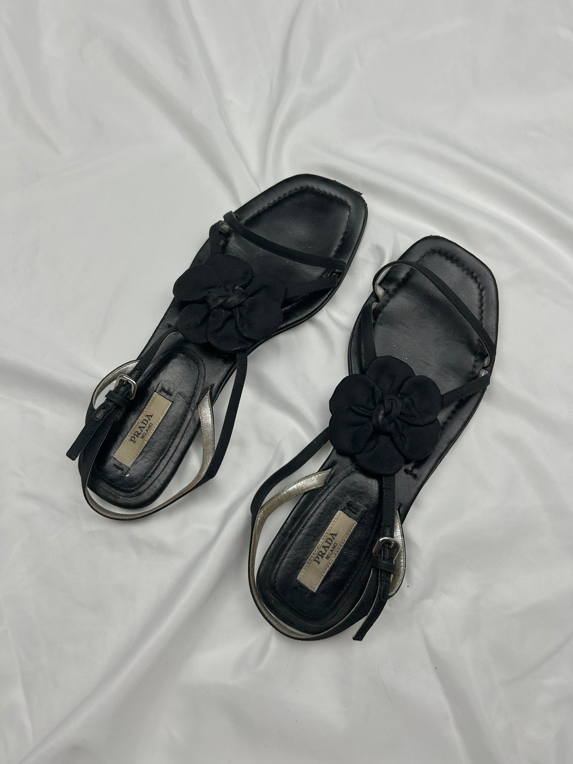 Black flower appliquée summer sandals (37.5)