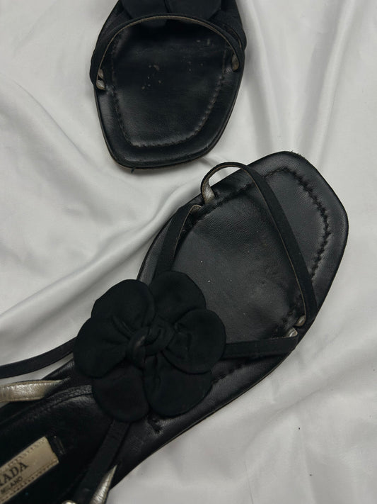 Black flower appliquée summer sandals (38.5)