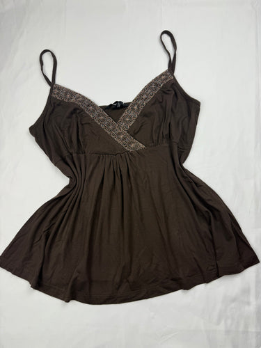 Brown embroidered pearls pleated top (M)
