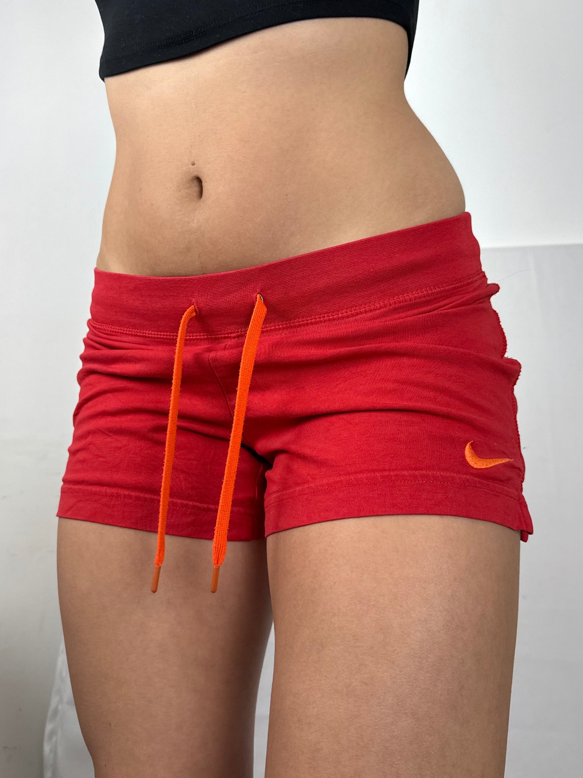 Red activewear cotton mini short (M)