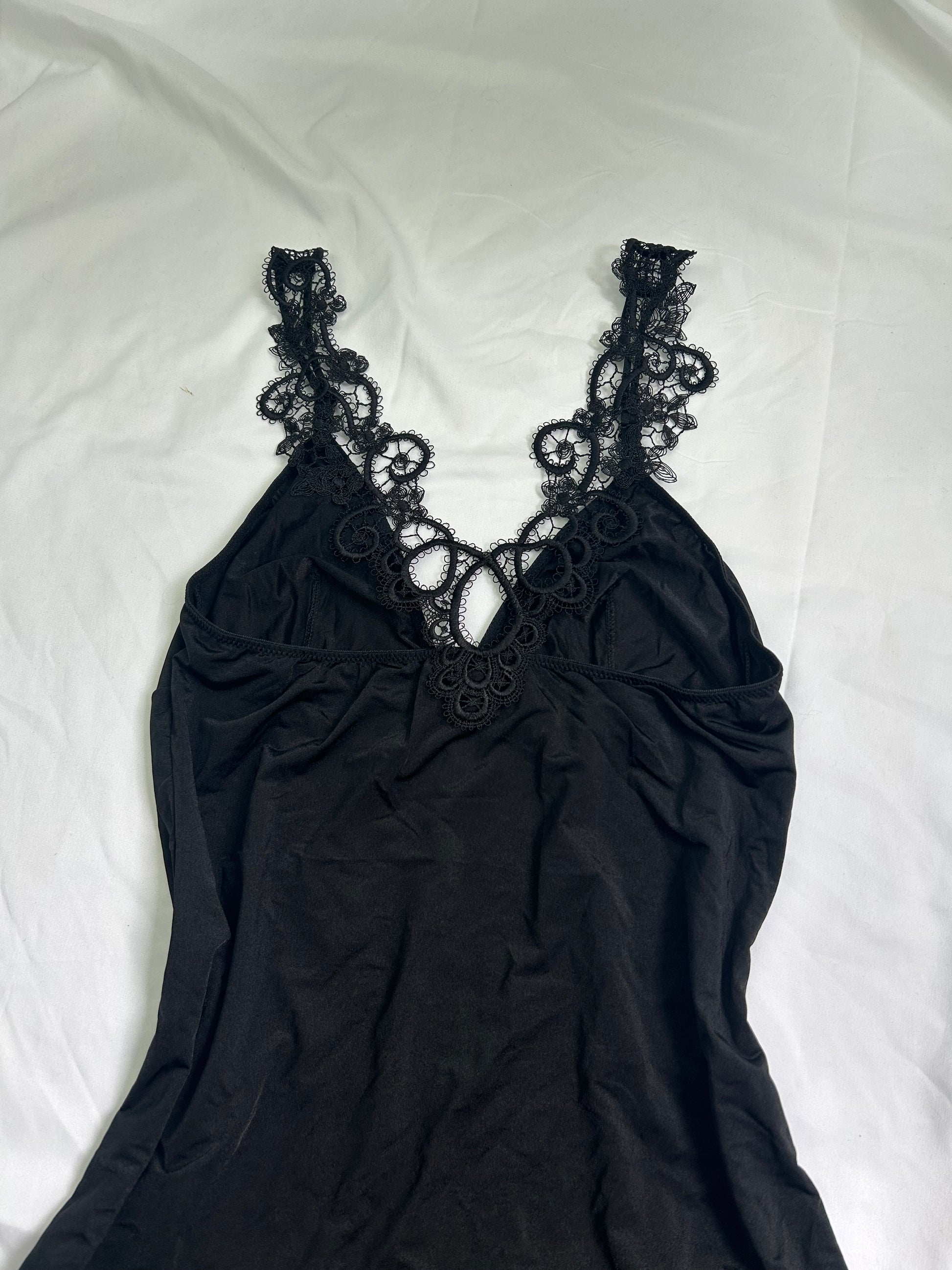 Black embroidered backless mini dress (S/M)
