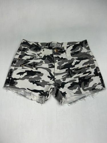 Grey camo denim low rise mini short (XS)