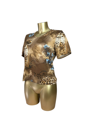 Beige cheetah graphic print  tee (M/L)