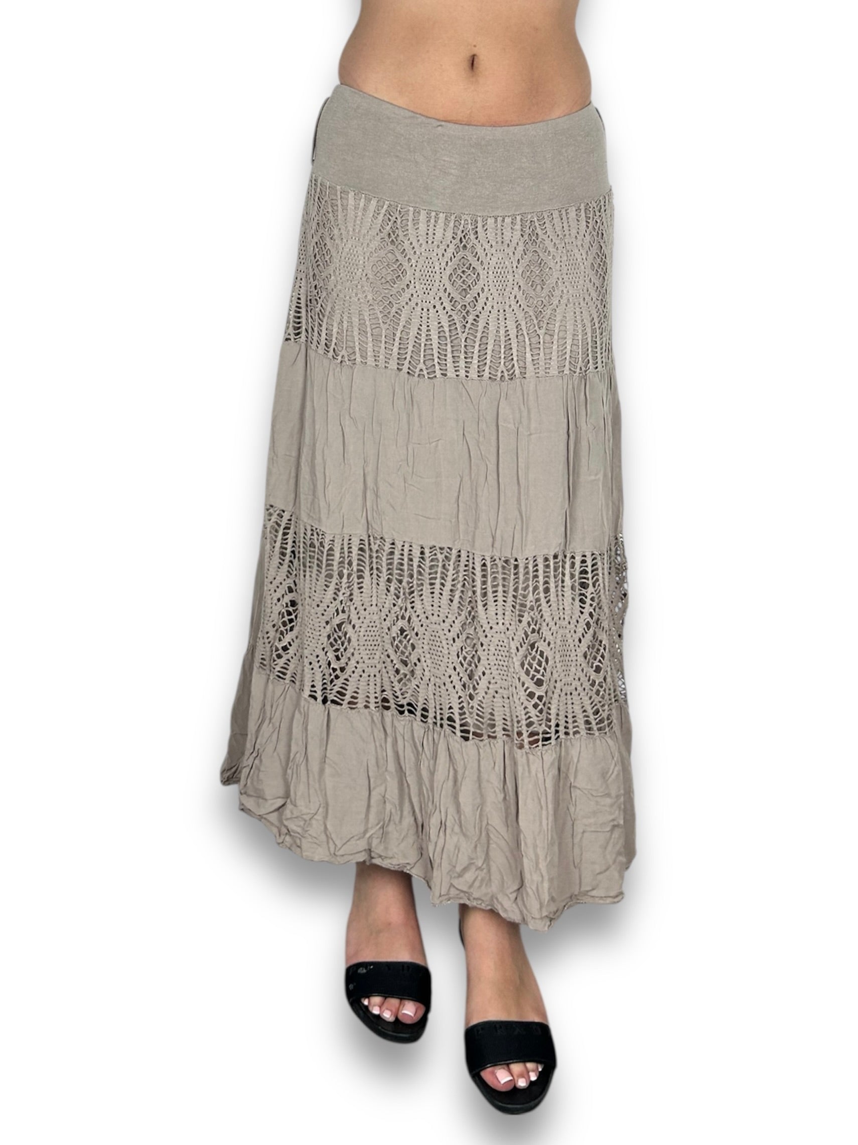 Khaki embroidered low rise maxi skirt (S/M)