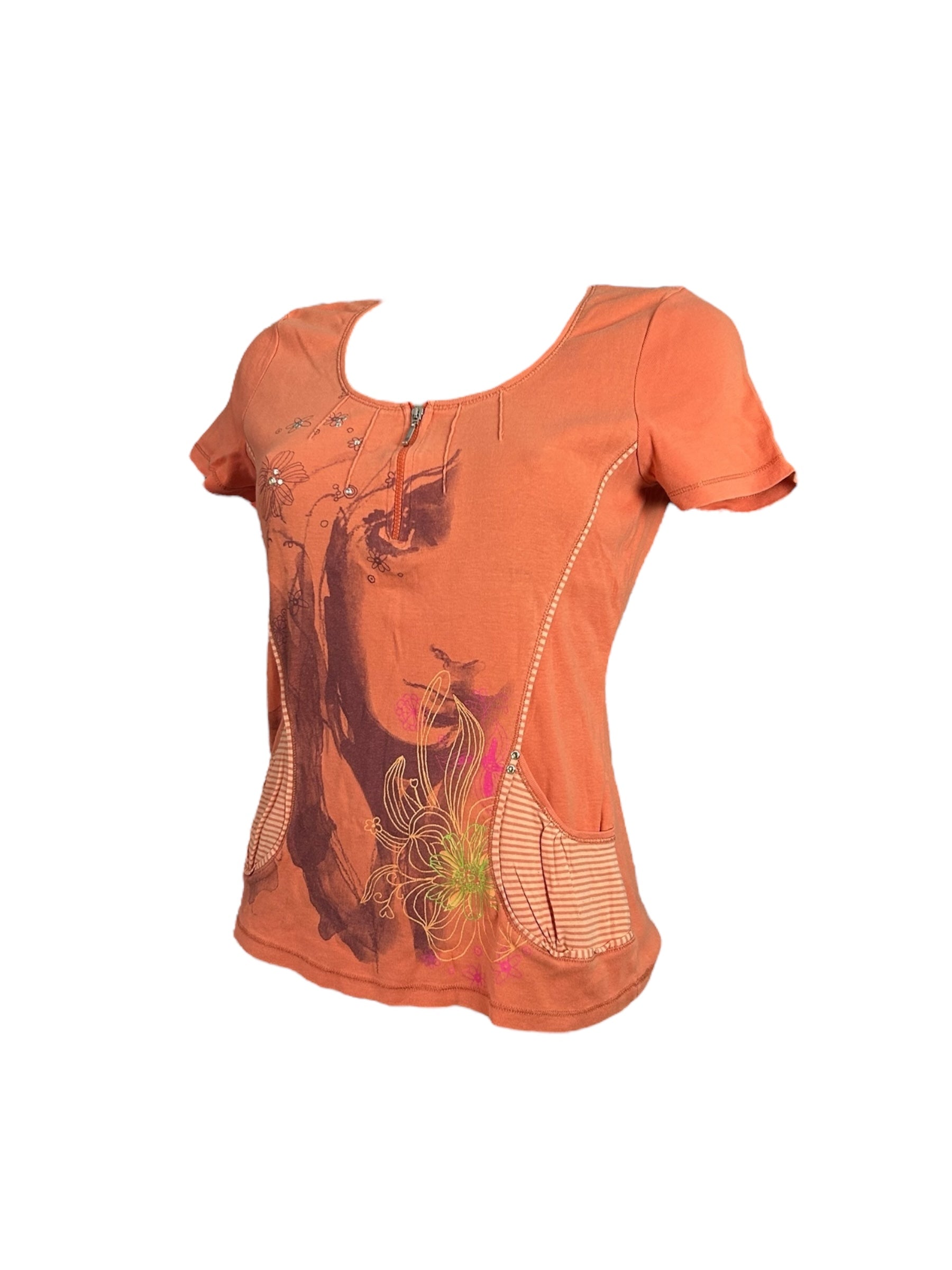 Orange graphic print  tee (L)
