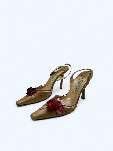 Flower appliqué pointed toes kitten heels (37.5)