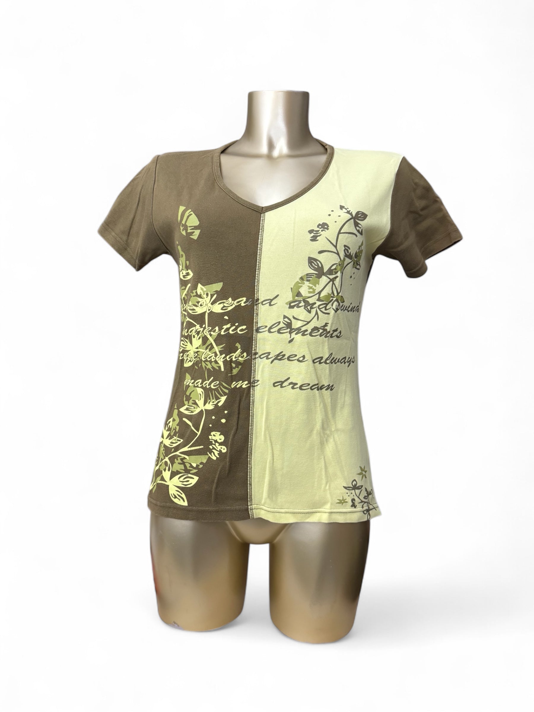 Khaki graphic 100% cotton tee (M/L)