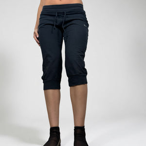 Black cotton low rise joggers capri pants (M)