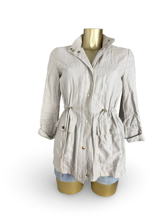 Beige zip up tie up trench jacket (XS)