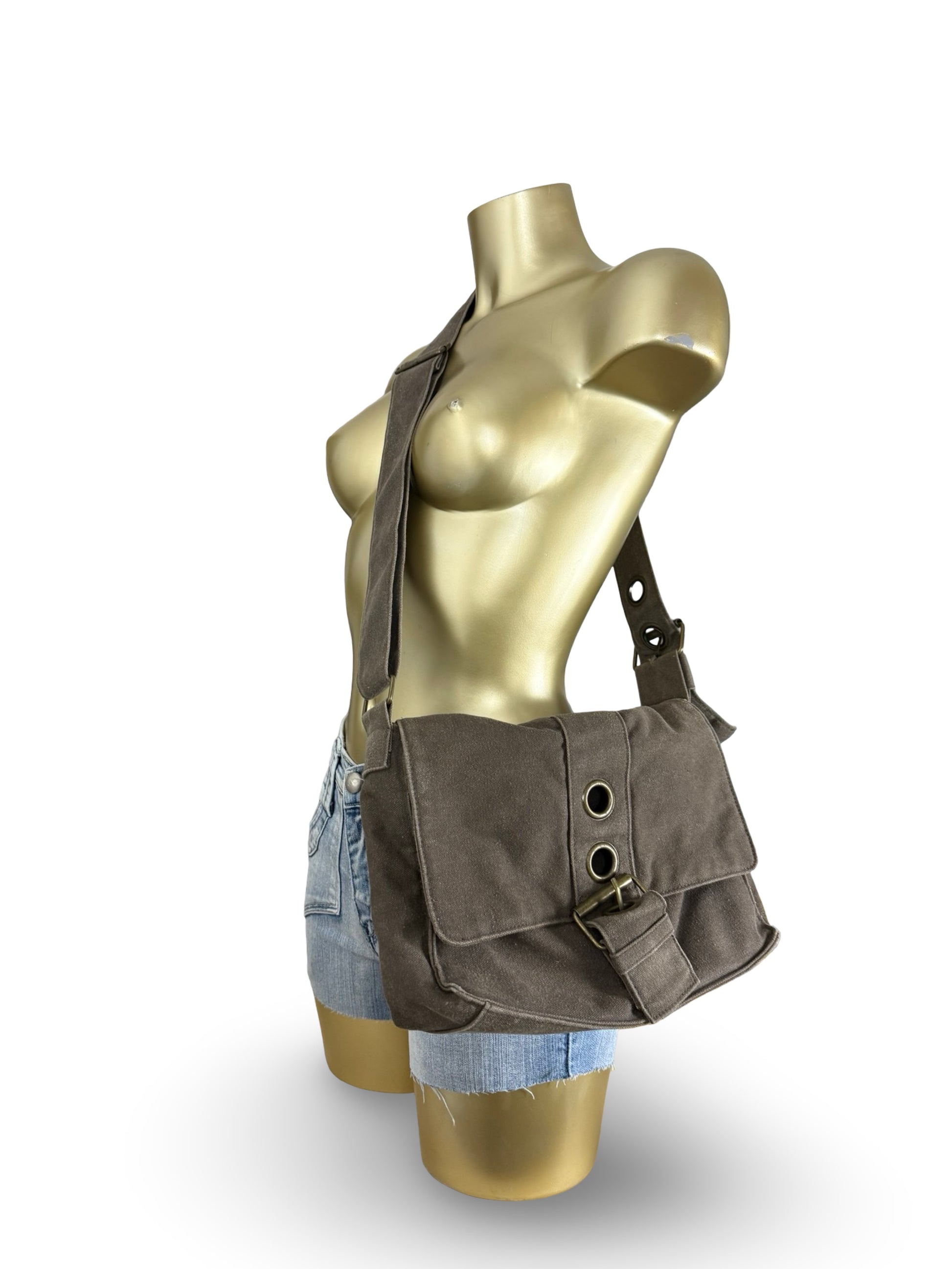 Brown cotton buckle besace shoulder bag (32x20cm)