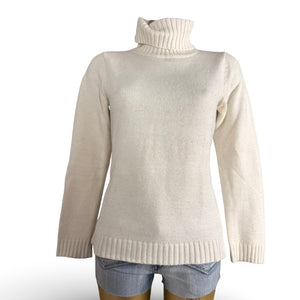 White turtleneck jumper (S/M)