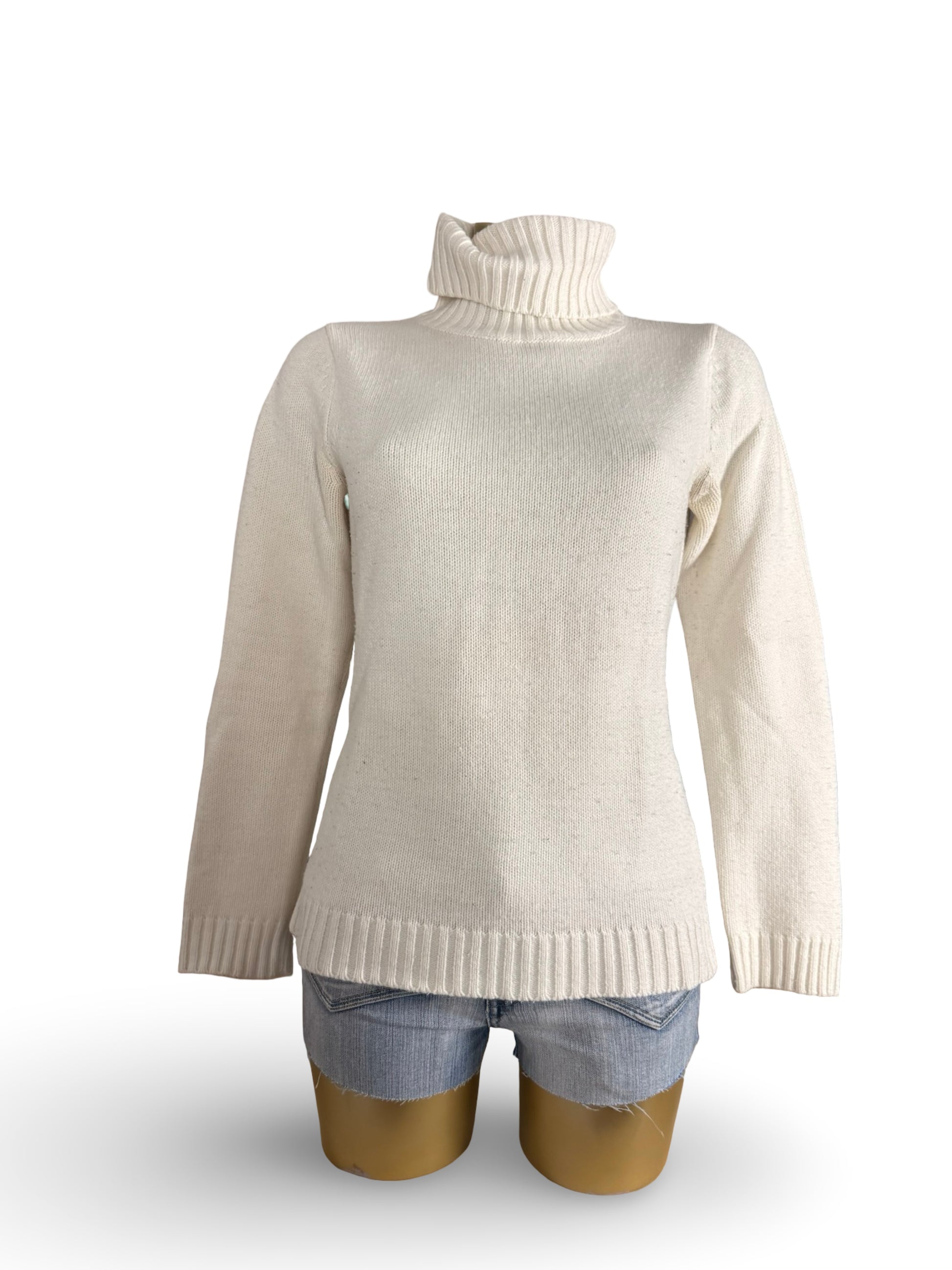 White turtleneck jumper (S/M)