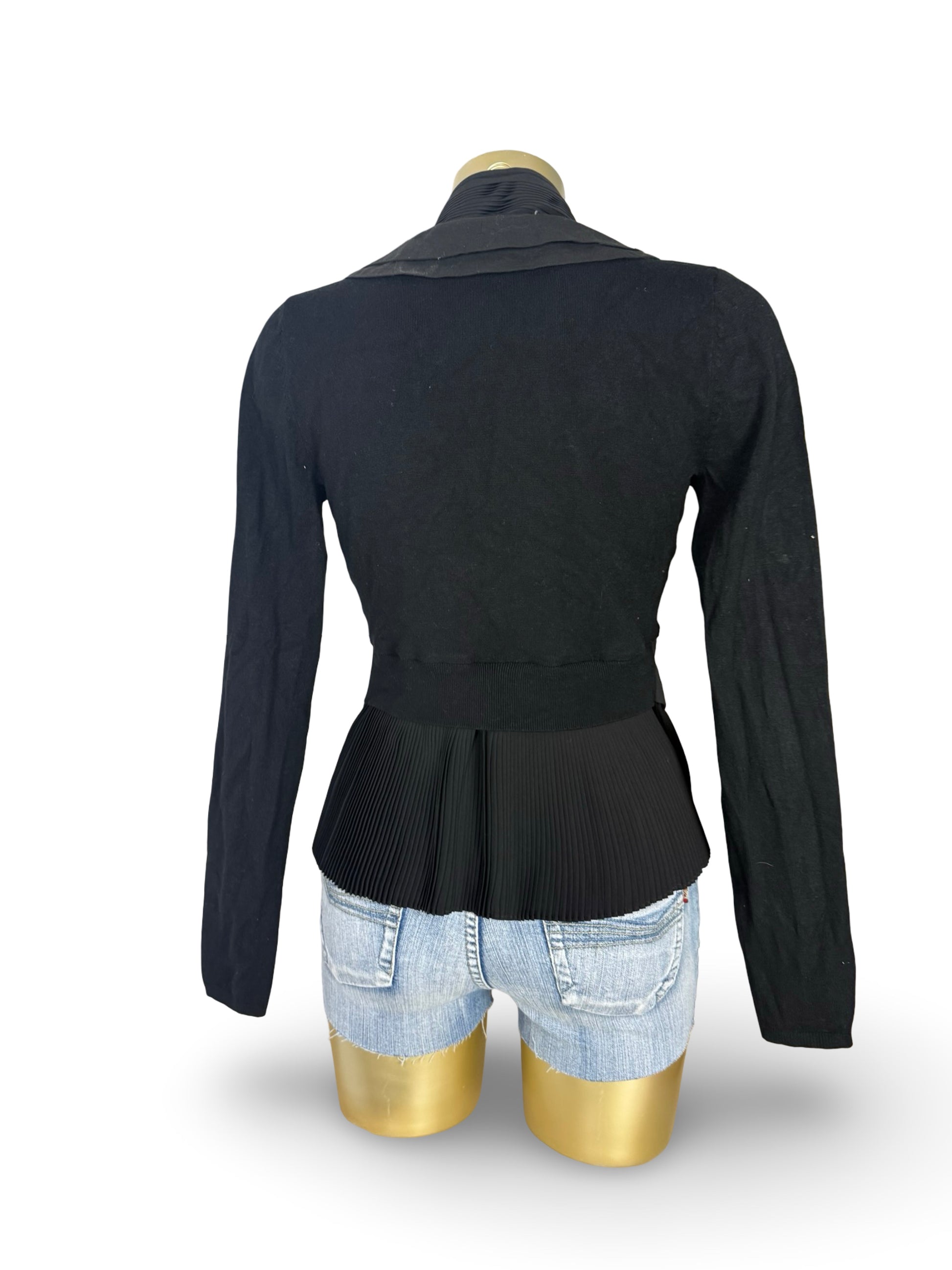 Black silky pleated jacket (S/M)