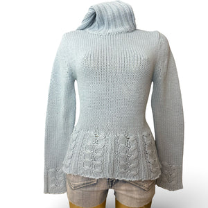 Baby blue knitted turtleneck jumper (M/L)